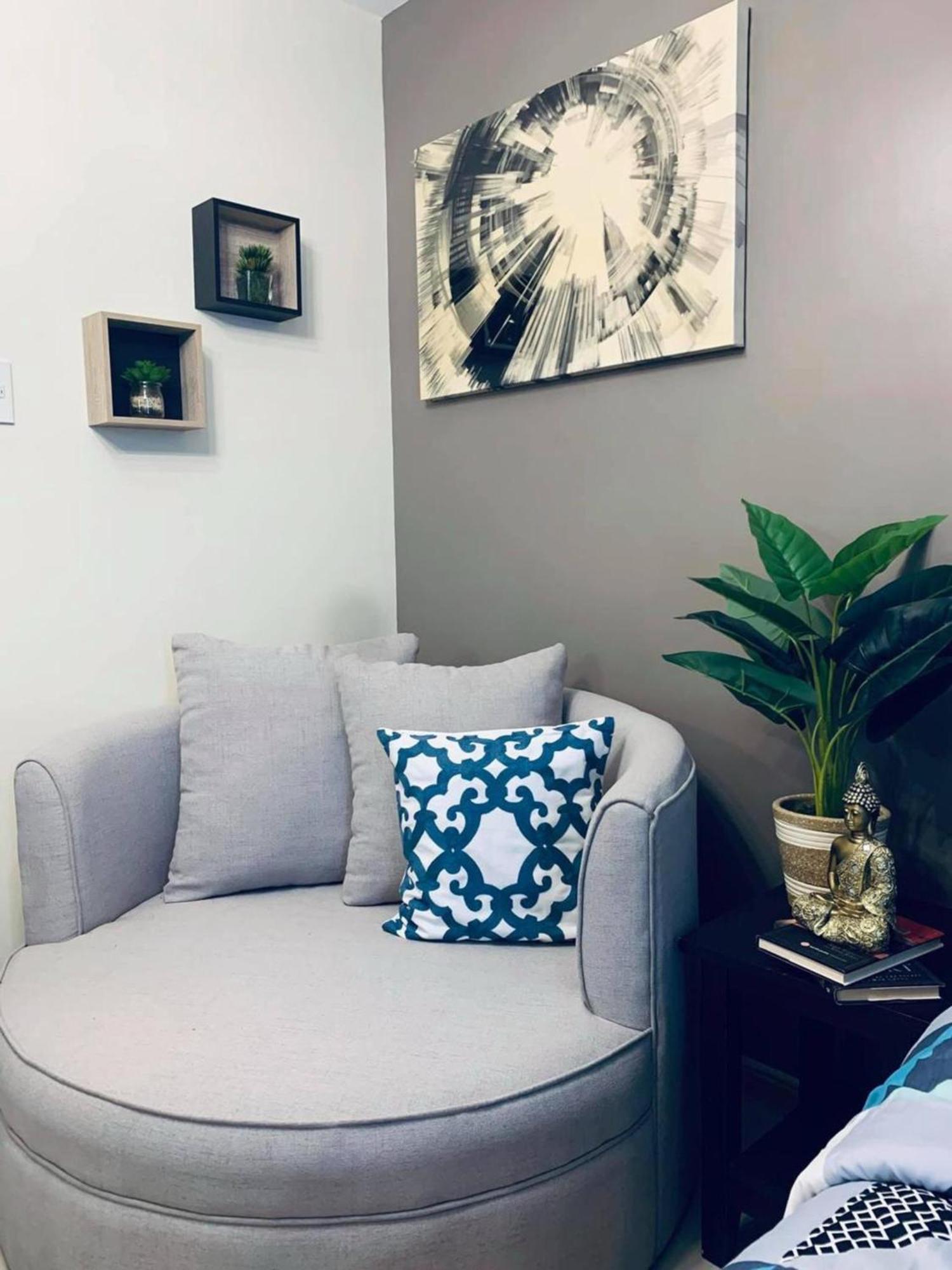 Comforts: Your Tranquil Haven In Quezon Apartment *