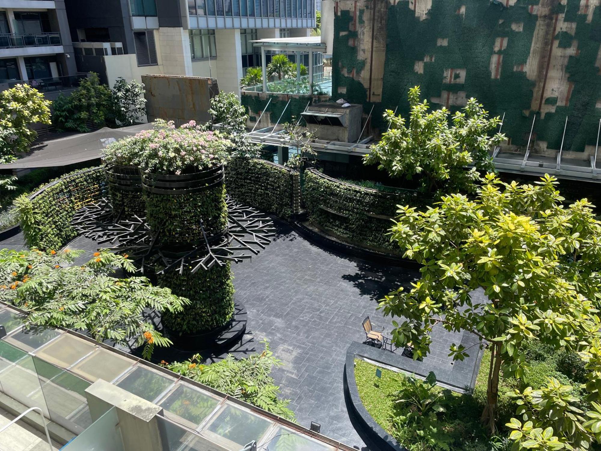 For 4 With 300mbs Internet At Heart Of Makati Apartamento