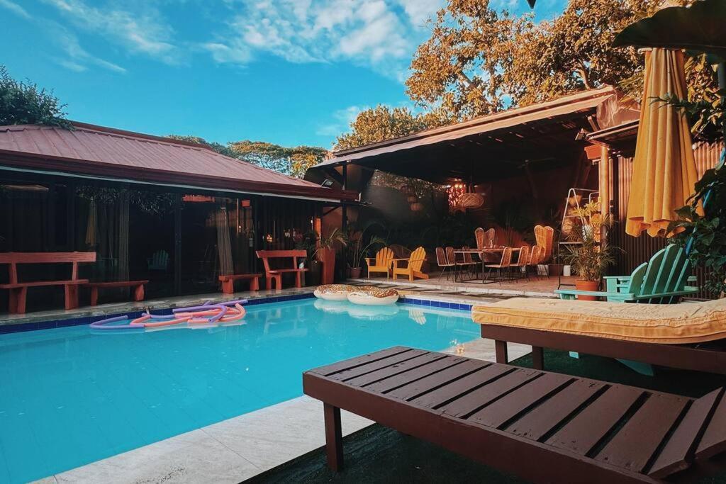 Bay Garden: Tropical Pool Villay