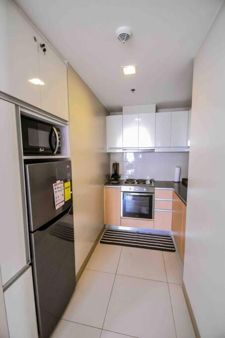 New Modern Luxurious 2bedroom In Eastwood Manila