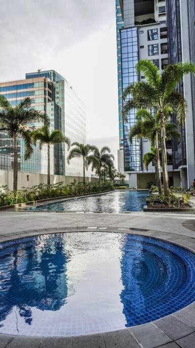 New Modern Luxurious 2bedroom In Eastwood Apartment Manila