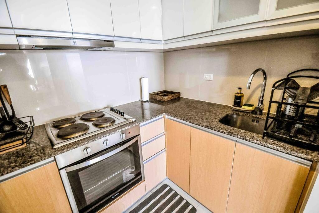 New Modern Luxurious 2bedroom In Eastwood Apartment