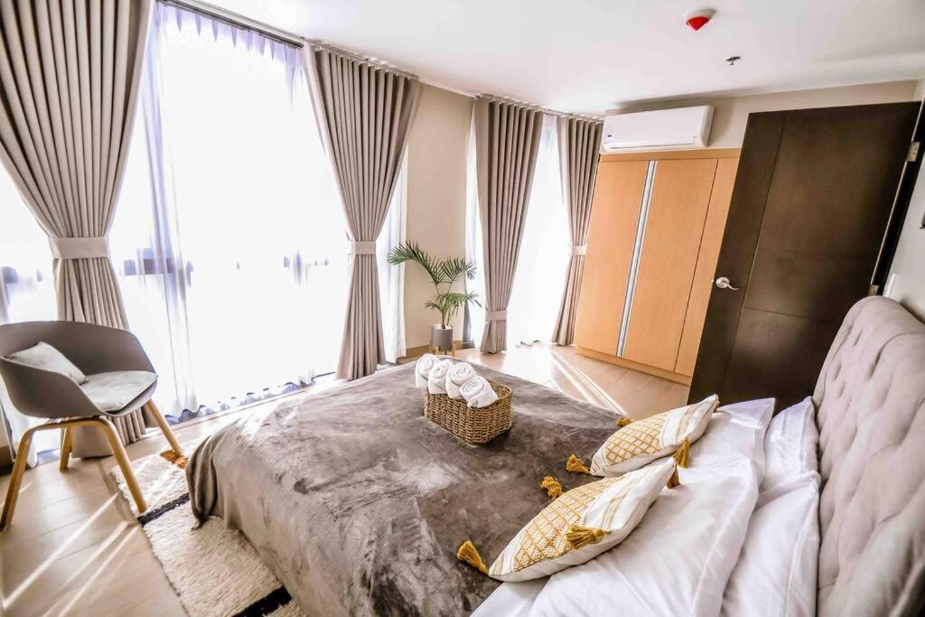 New Modern Luxurious 2bedroom In Eastwood Apartment Manila