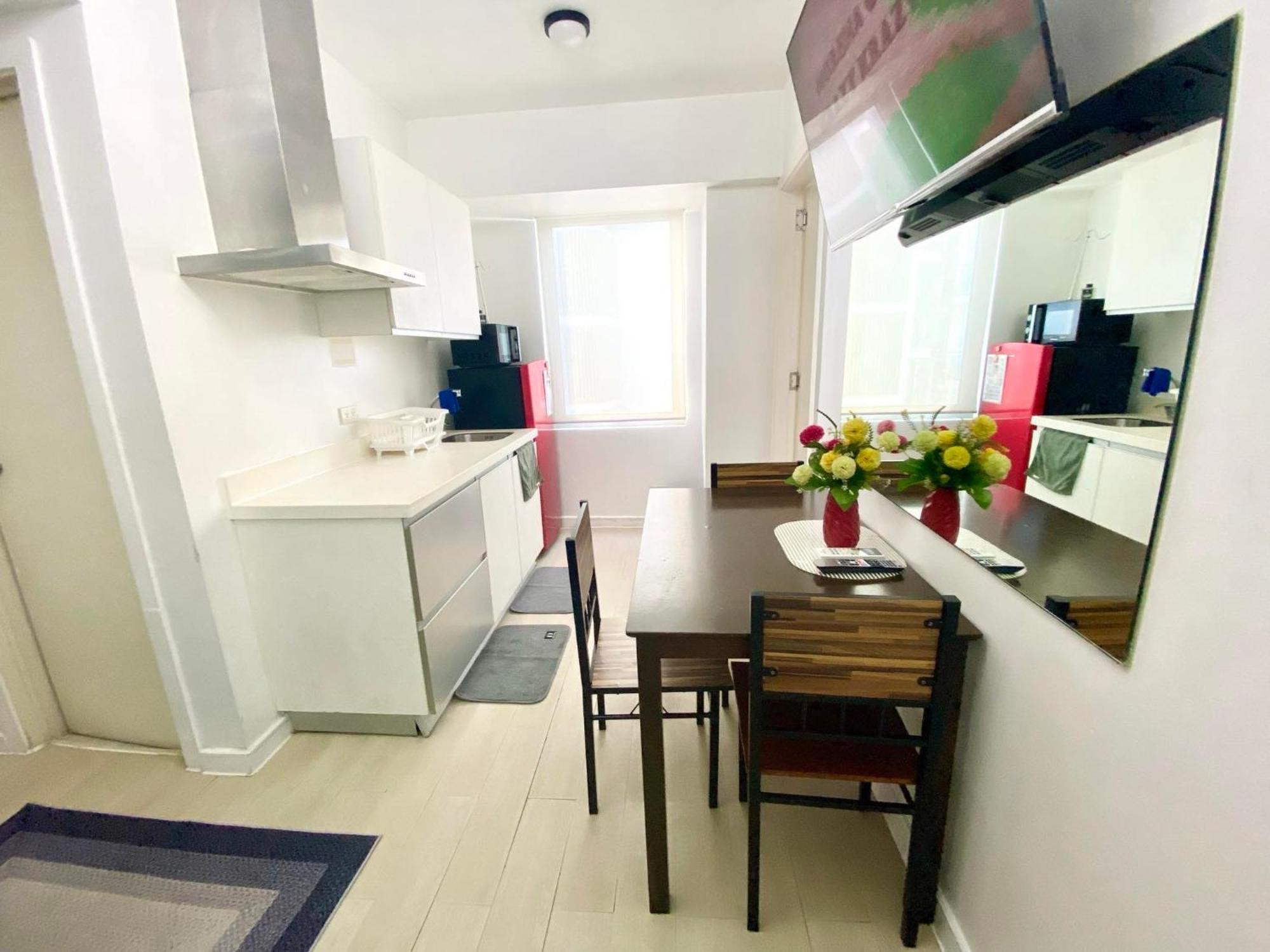 2 Bedroom Azure View 2 Manila