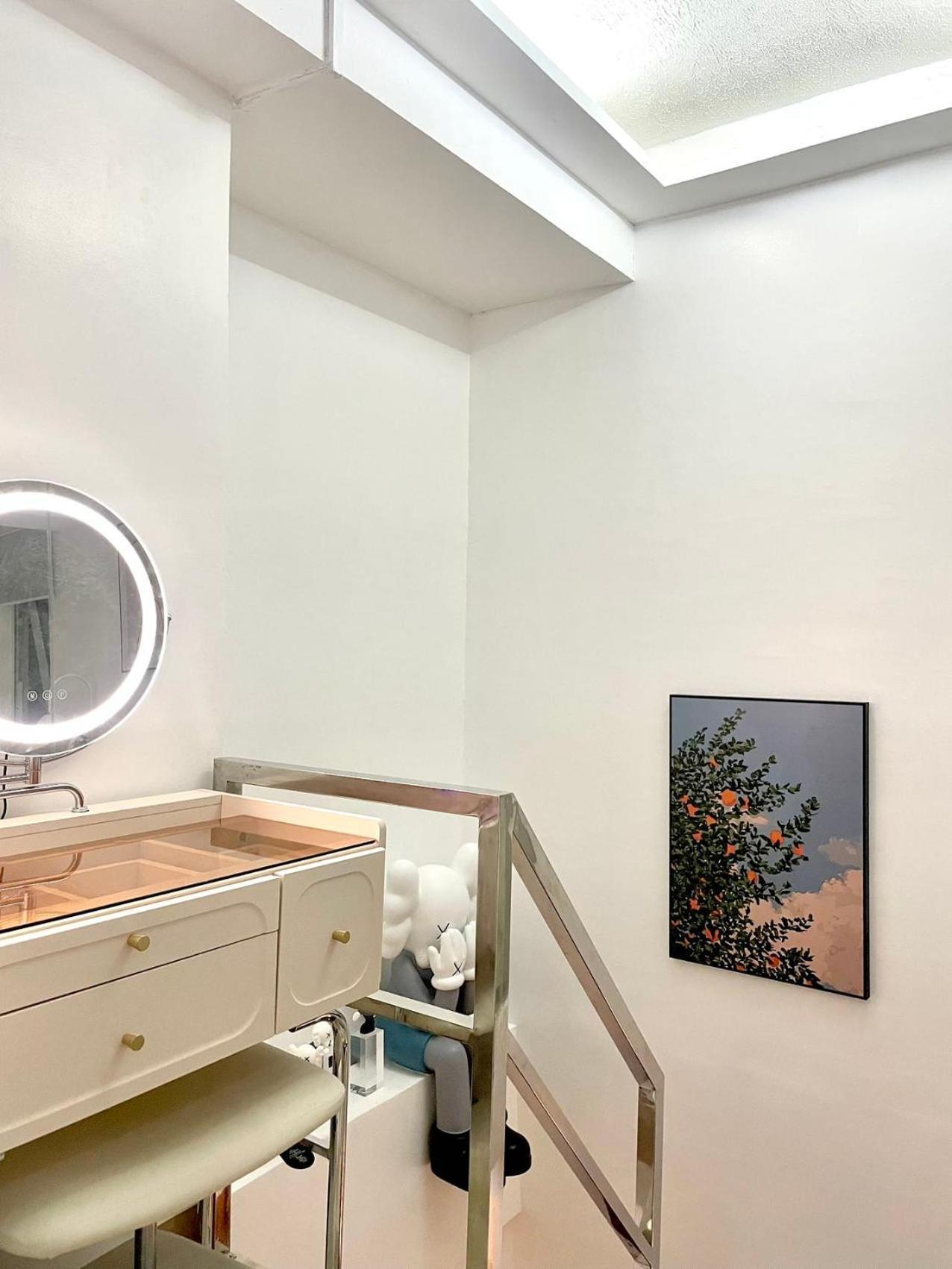 Thompson Victoria Tower Bgc Loft Type 1br *
