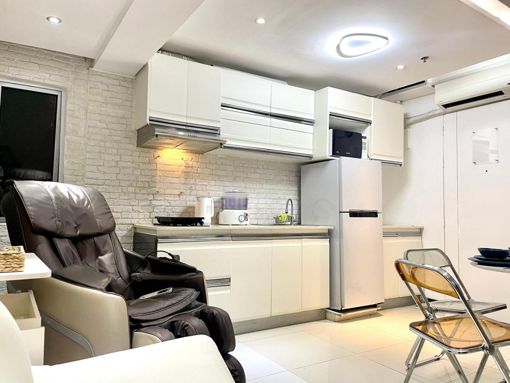 Thompson Victoria Tower Bgc Loft Type 1br *