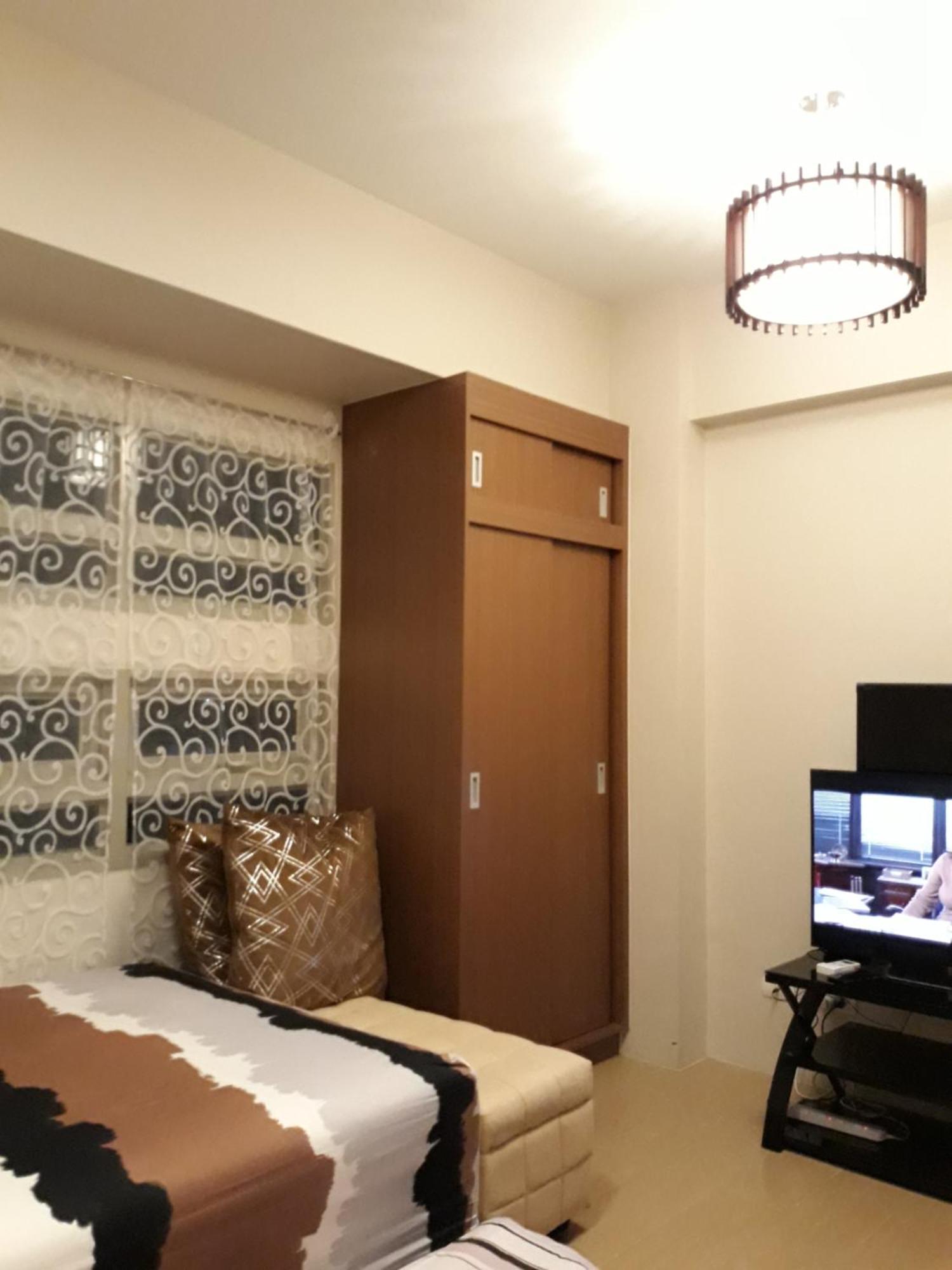 150 Newport - Near Naia T3 Airport