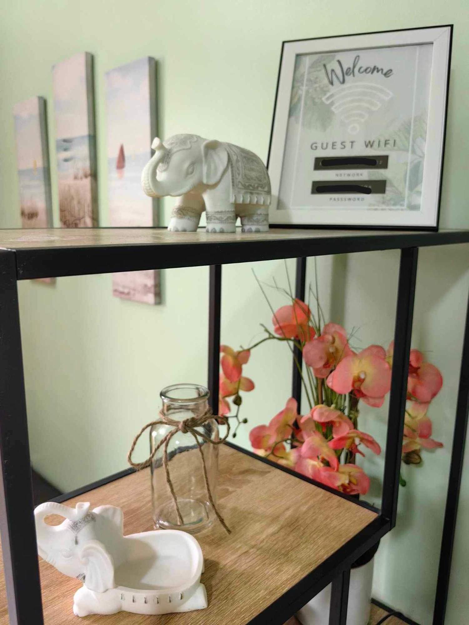 Visayas Ave Unit 1 Bedroom Not A Studio!!