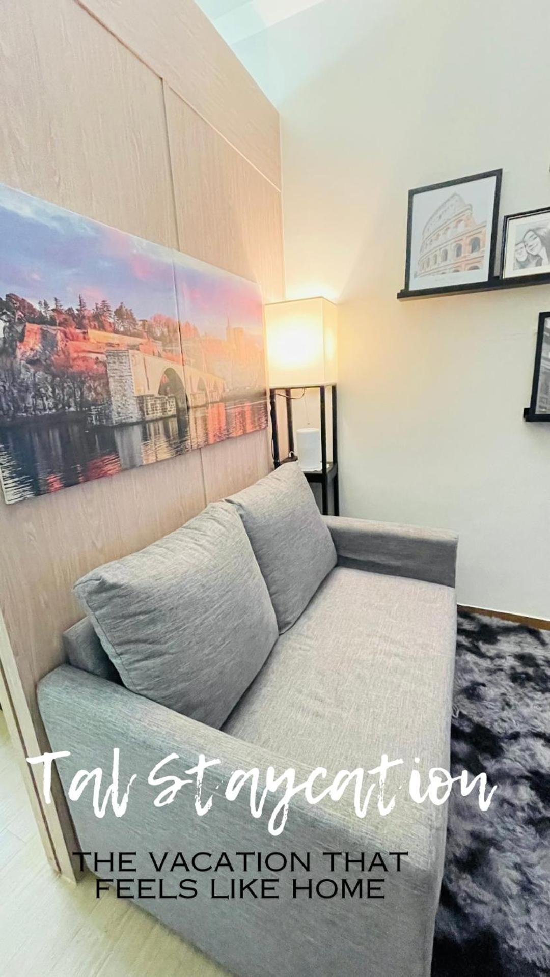 Tal Staycation 1 Bedroom 1 Bathroom & Kitchen ,neflix,up To 300 To 400 Mbps High Speed Internet Cozy,spacious,accessible New Unit At Smdc Trees Quezon