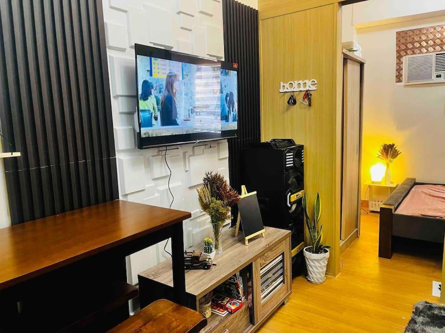Apartment Hannilex Place- Trees Residences *