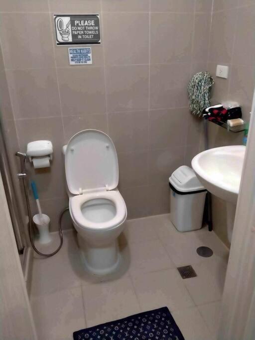 Apartment #35 Grass Residences Tower2 Manila