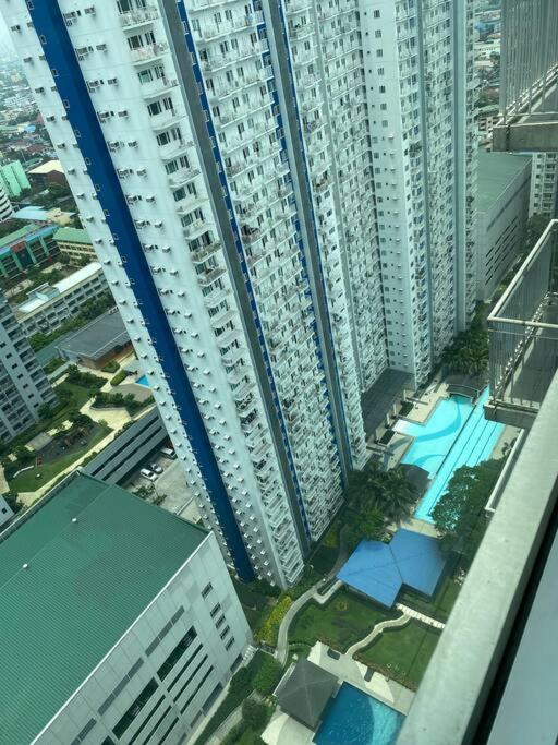Apartment #21 Grass Residences Tower4 Manila