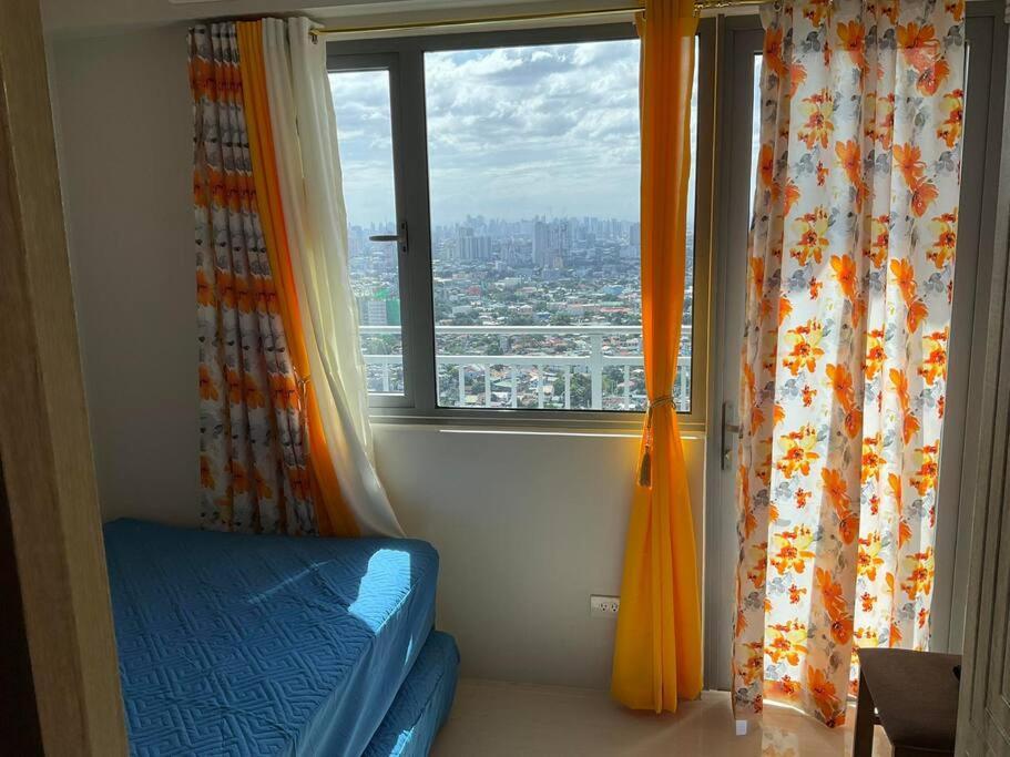 Apartment #6 Grass Residences Tower4 28f *