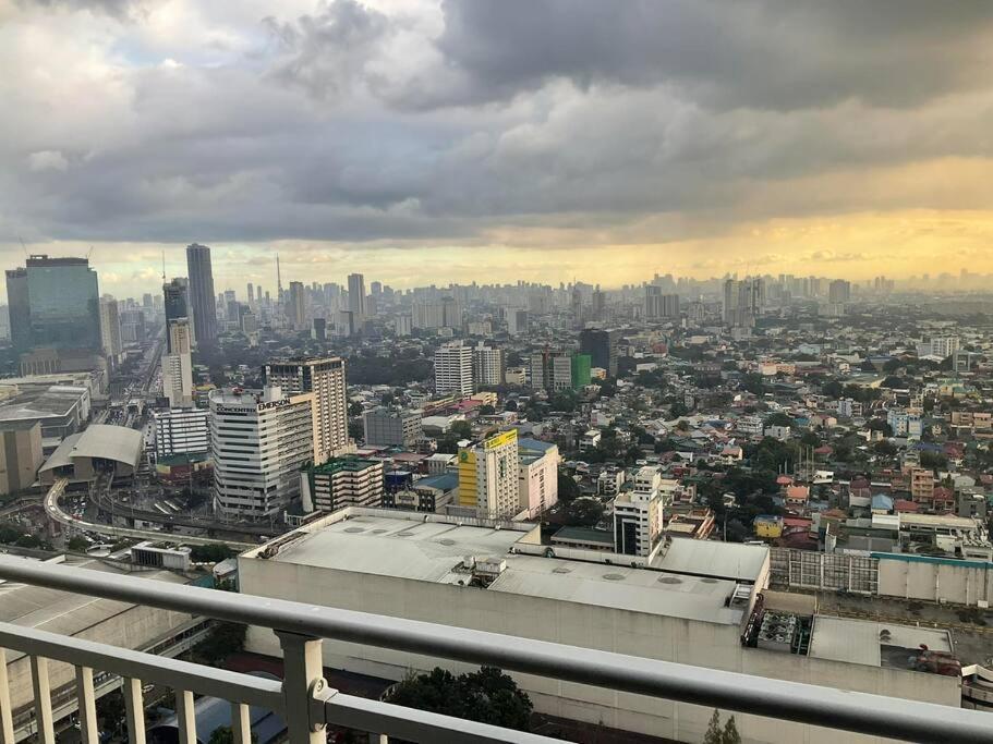 Apartment #6 Grass Residences Tower4 28f