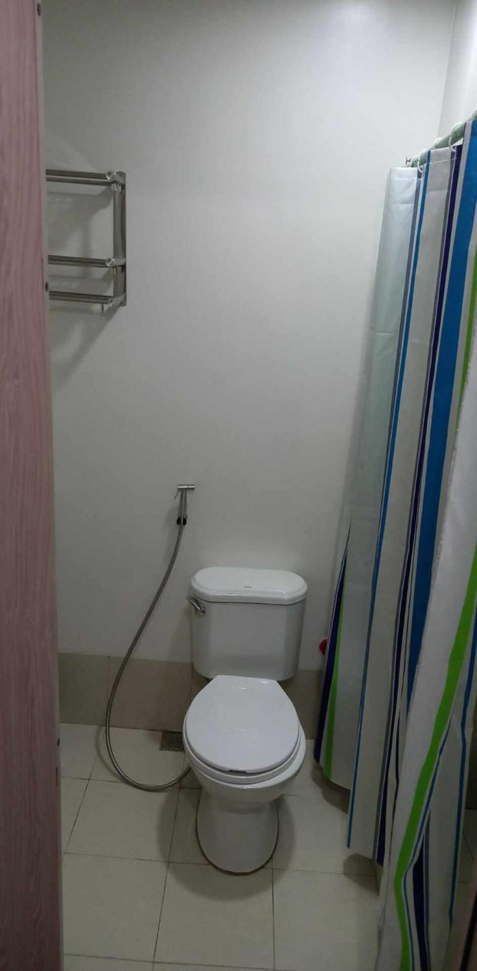 Apartment 1 Bedroom With Free Wifi And Netflix In Trees Residences Manila