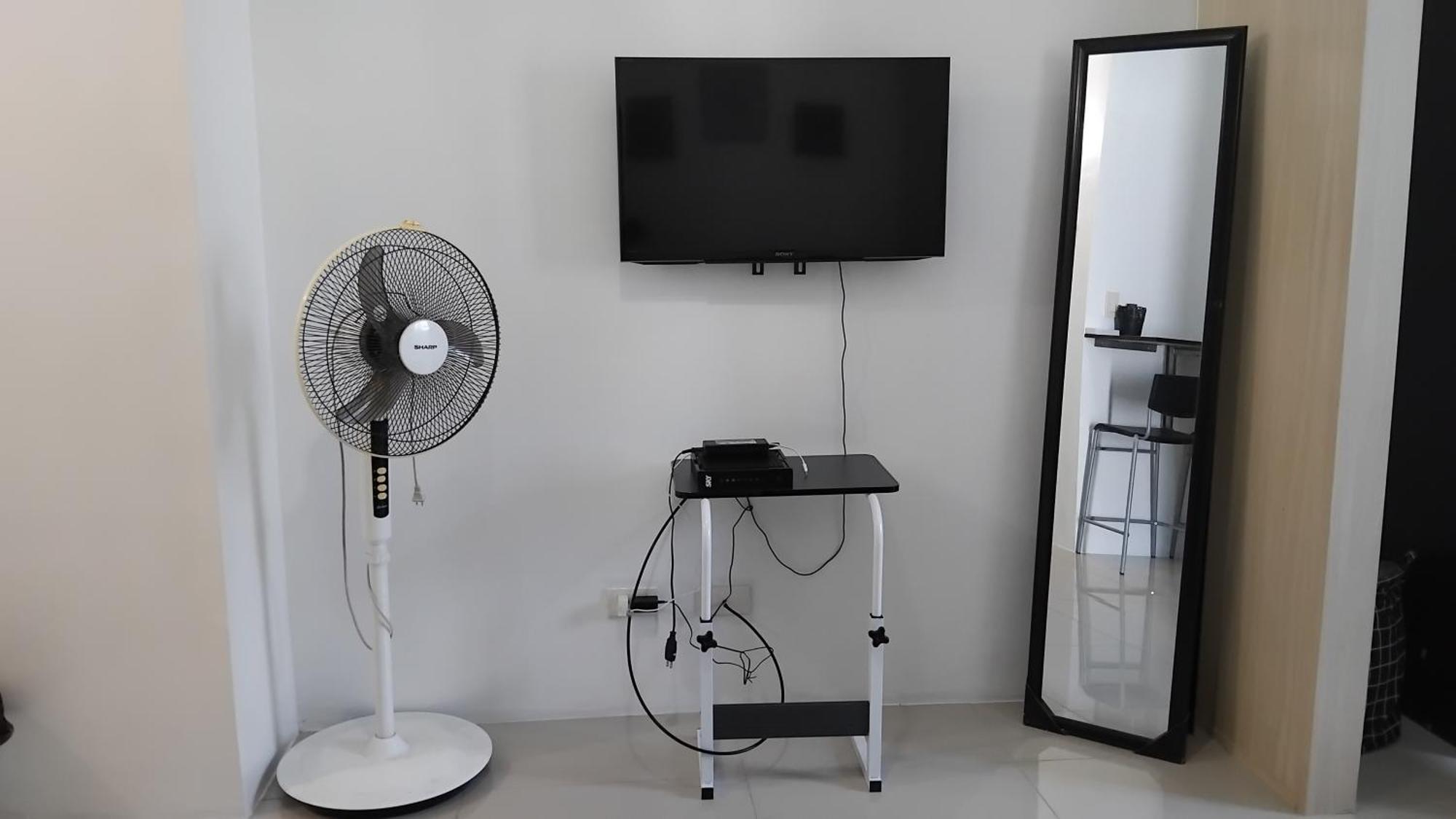 Dizer's Crib 1br Tower B-jazz Apartment *