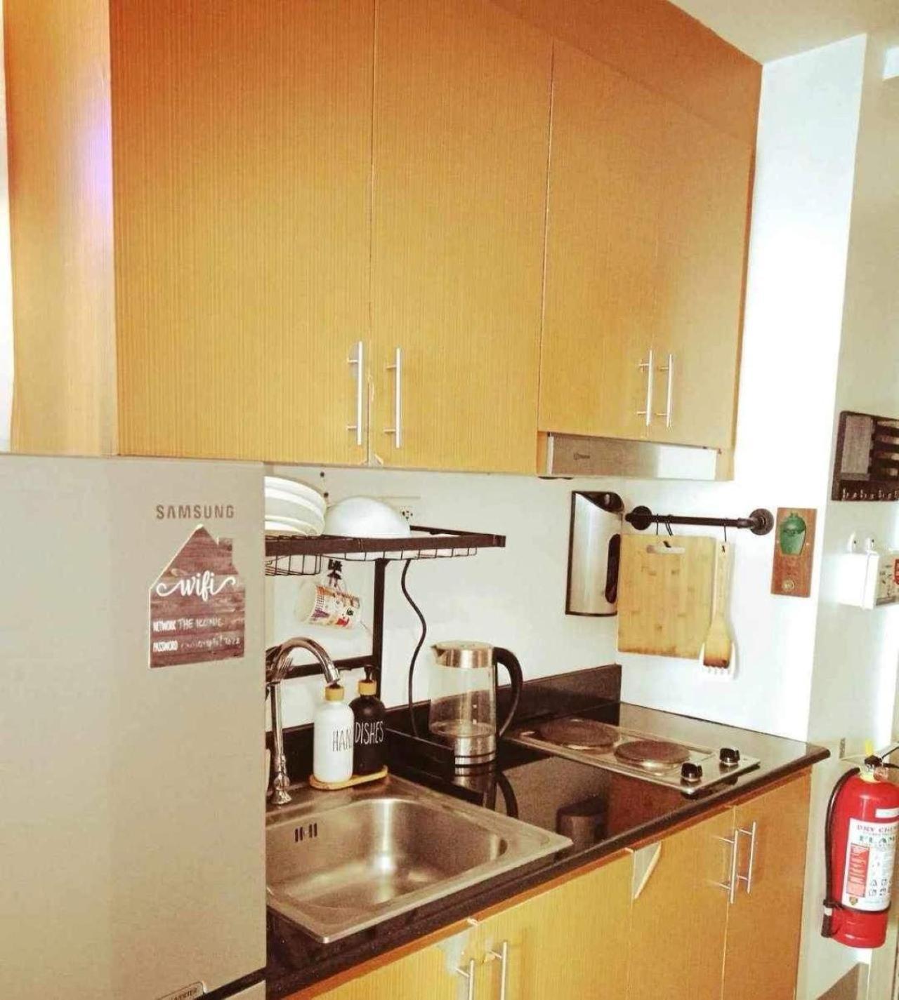 Apartment The Iconic: Comfortable Living By Awsom Phil *