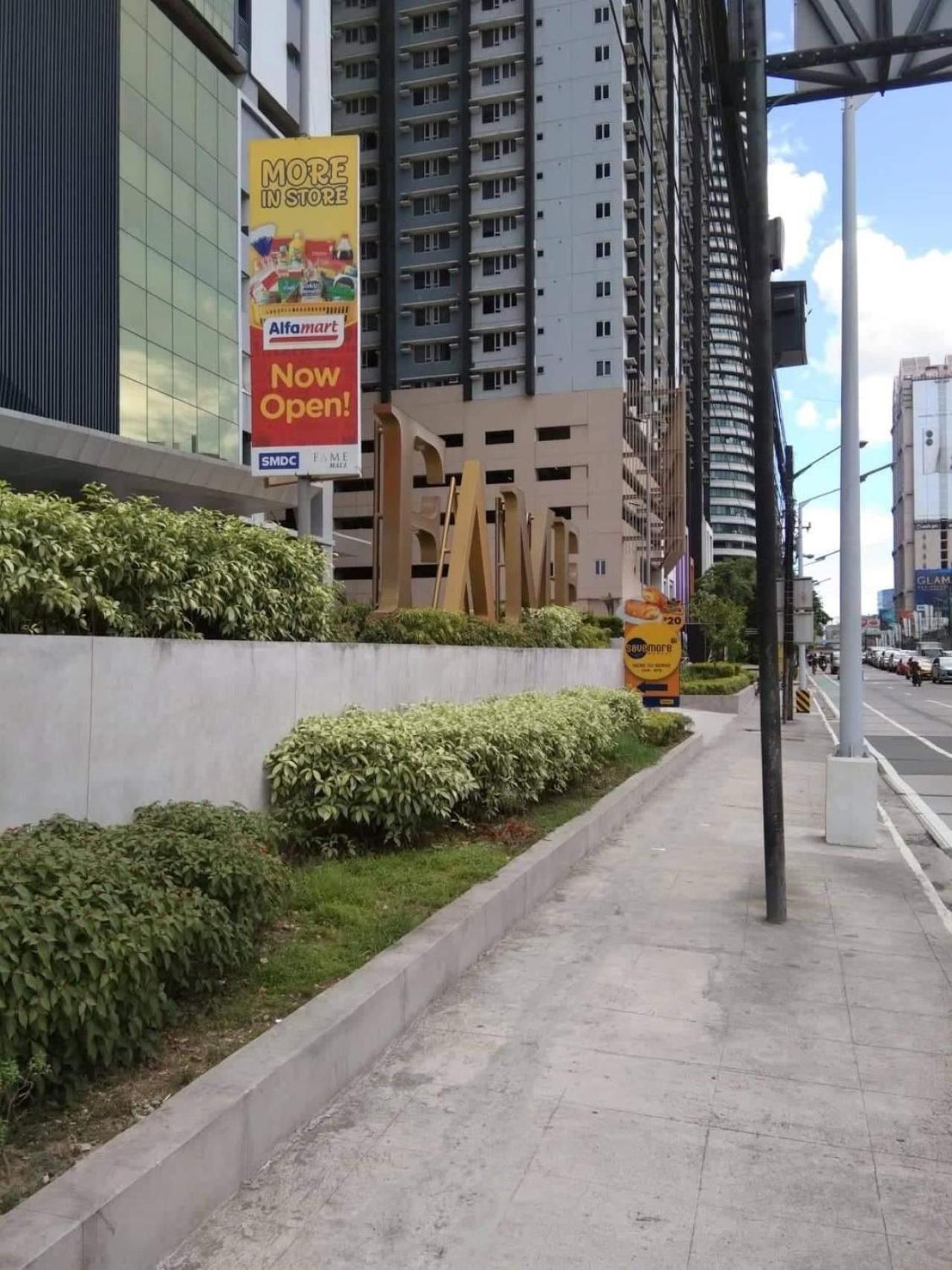 Apartment The Iconic: Comfortable Living By Awsom Phil