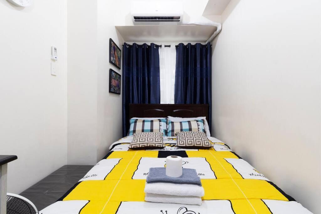 Live Big In Manila's Tiny Studio! Fast Reply! Apartamento Manila