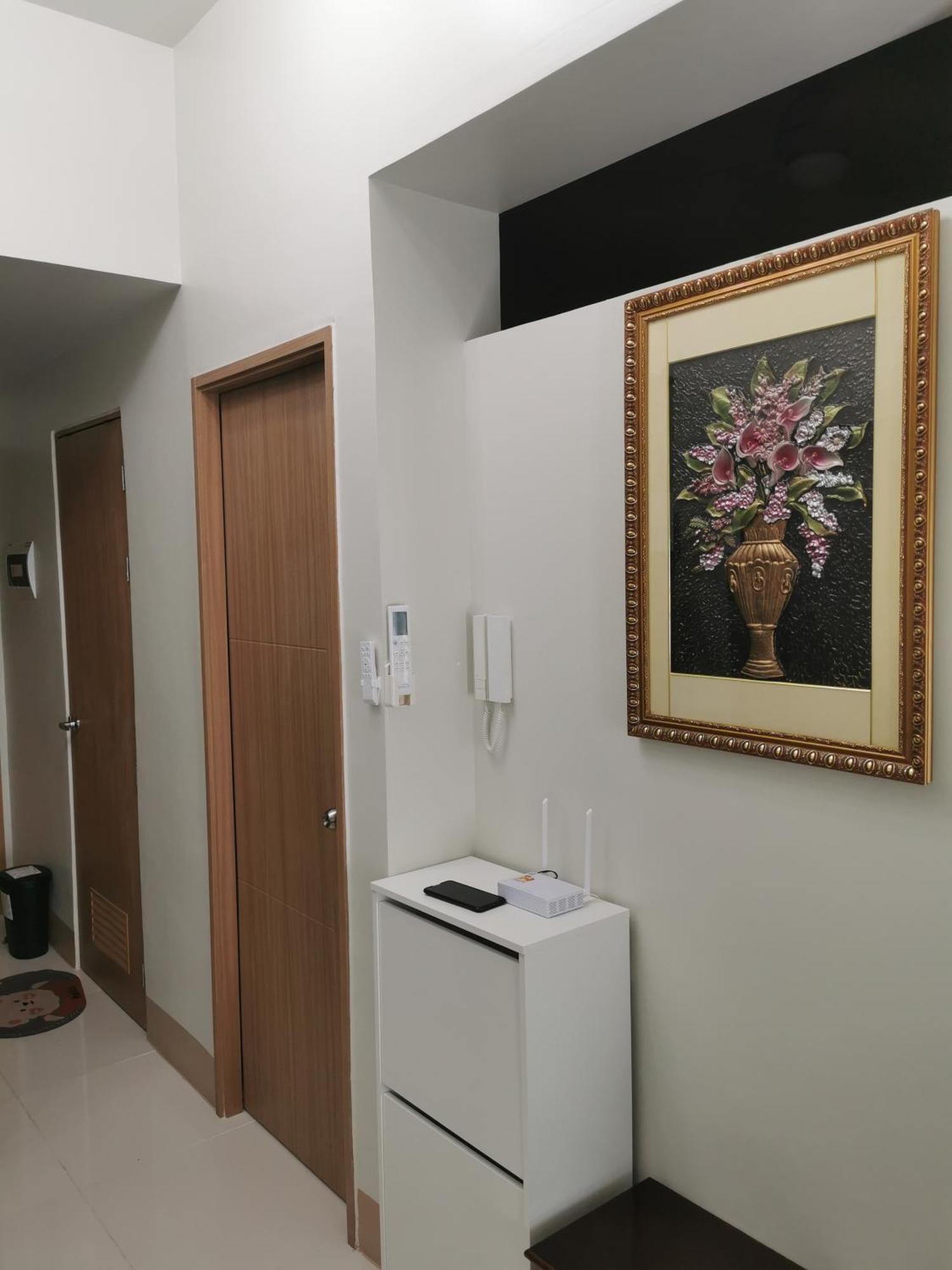 Mall Of Shore 3 Apartment