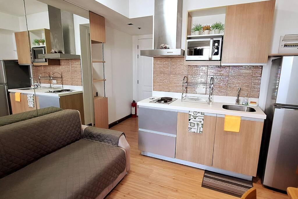 Simple Wooden Style Unit Manila