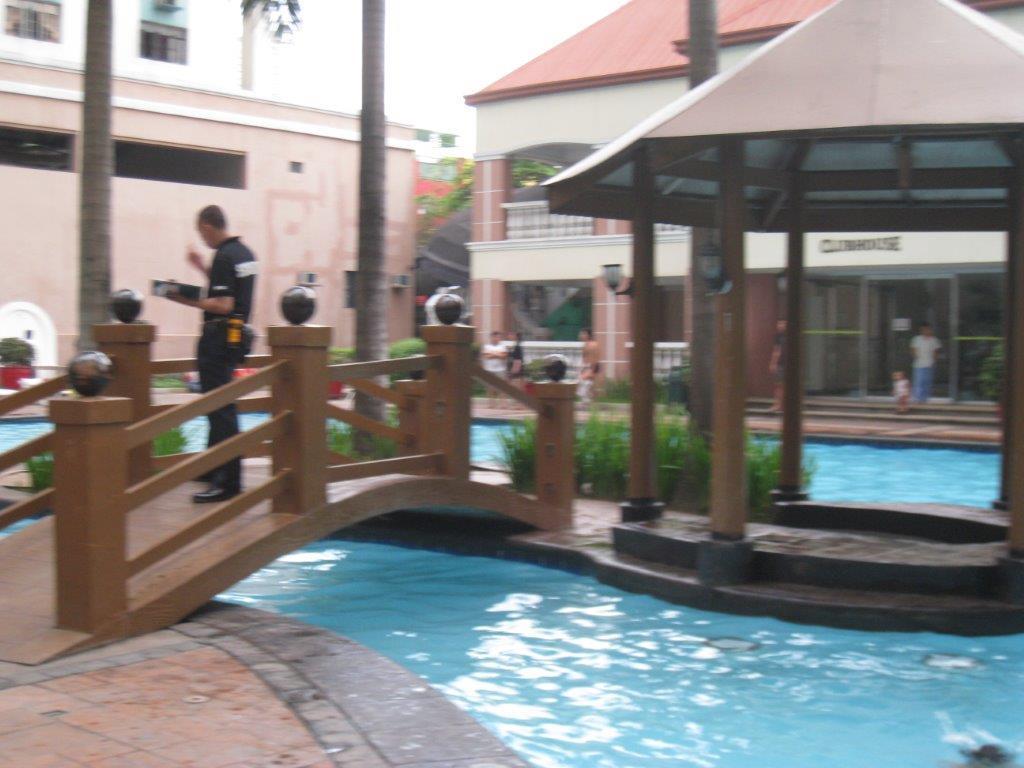 California Garden Square Manila