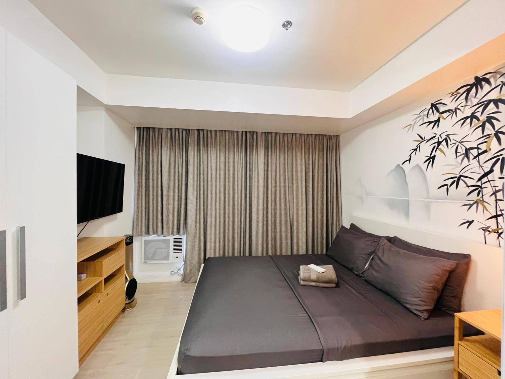 Azure Sakura Apartment Manila