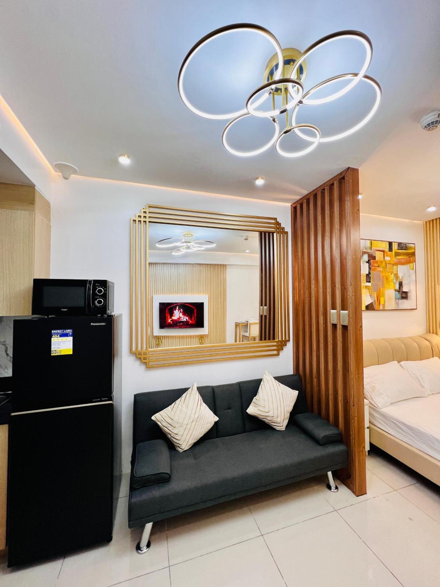 Breeze Residences - Bay View Manila
