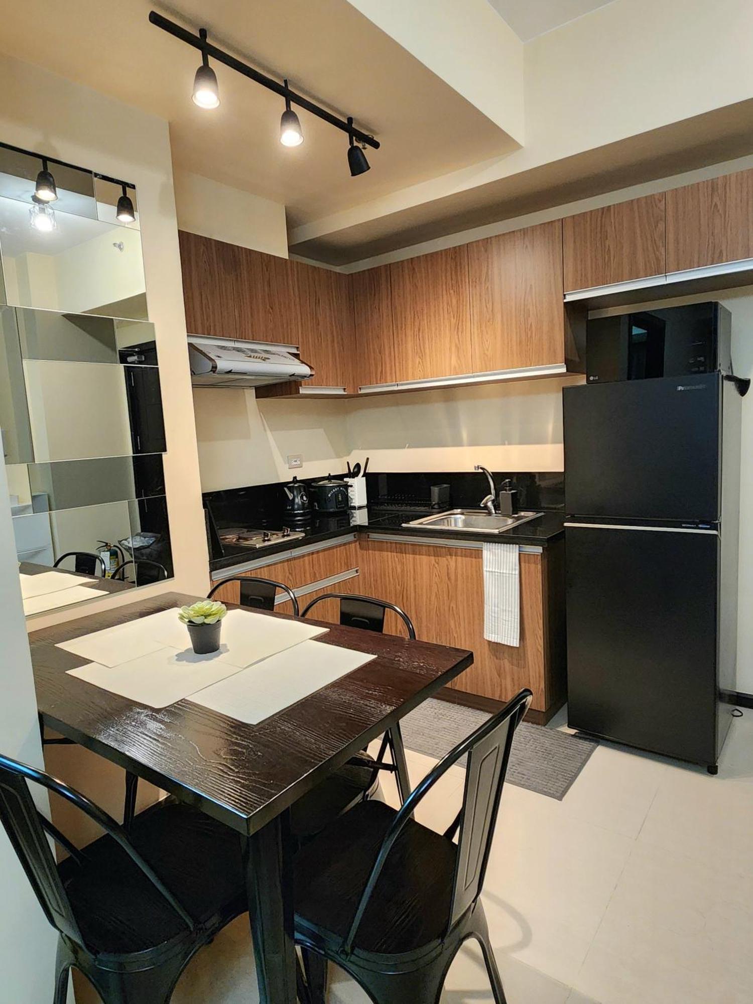 The Radiance Bay Sierra In Pasay * Manila
