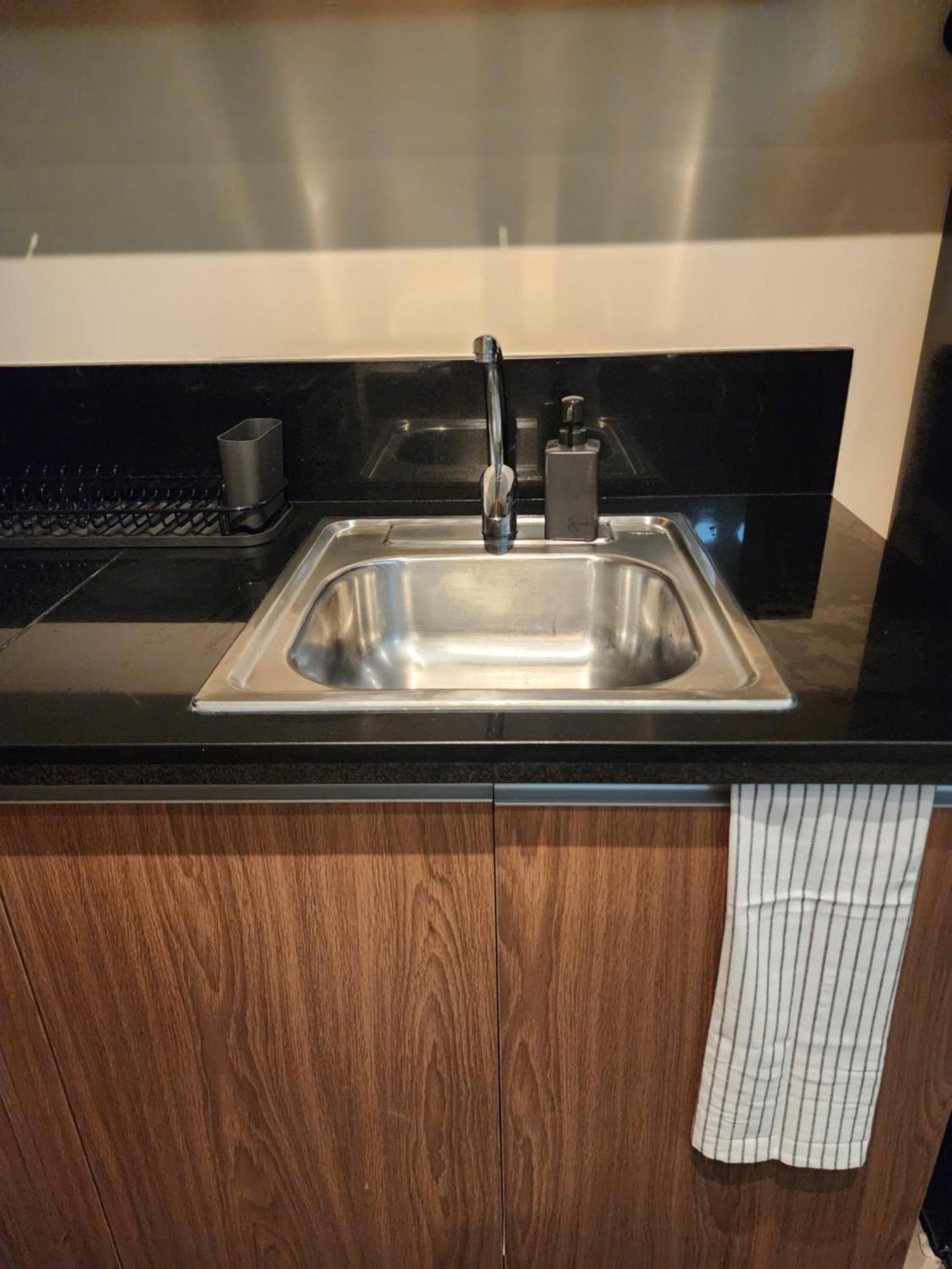 Apartment The Radiance Bay Sierra In Pasay