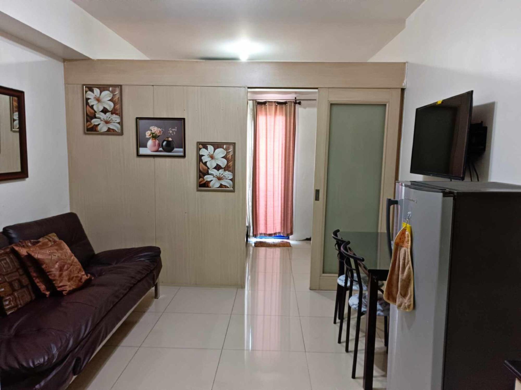 Sea Residences Moa - Karla Apartment