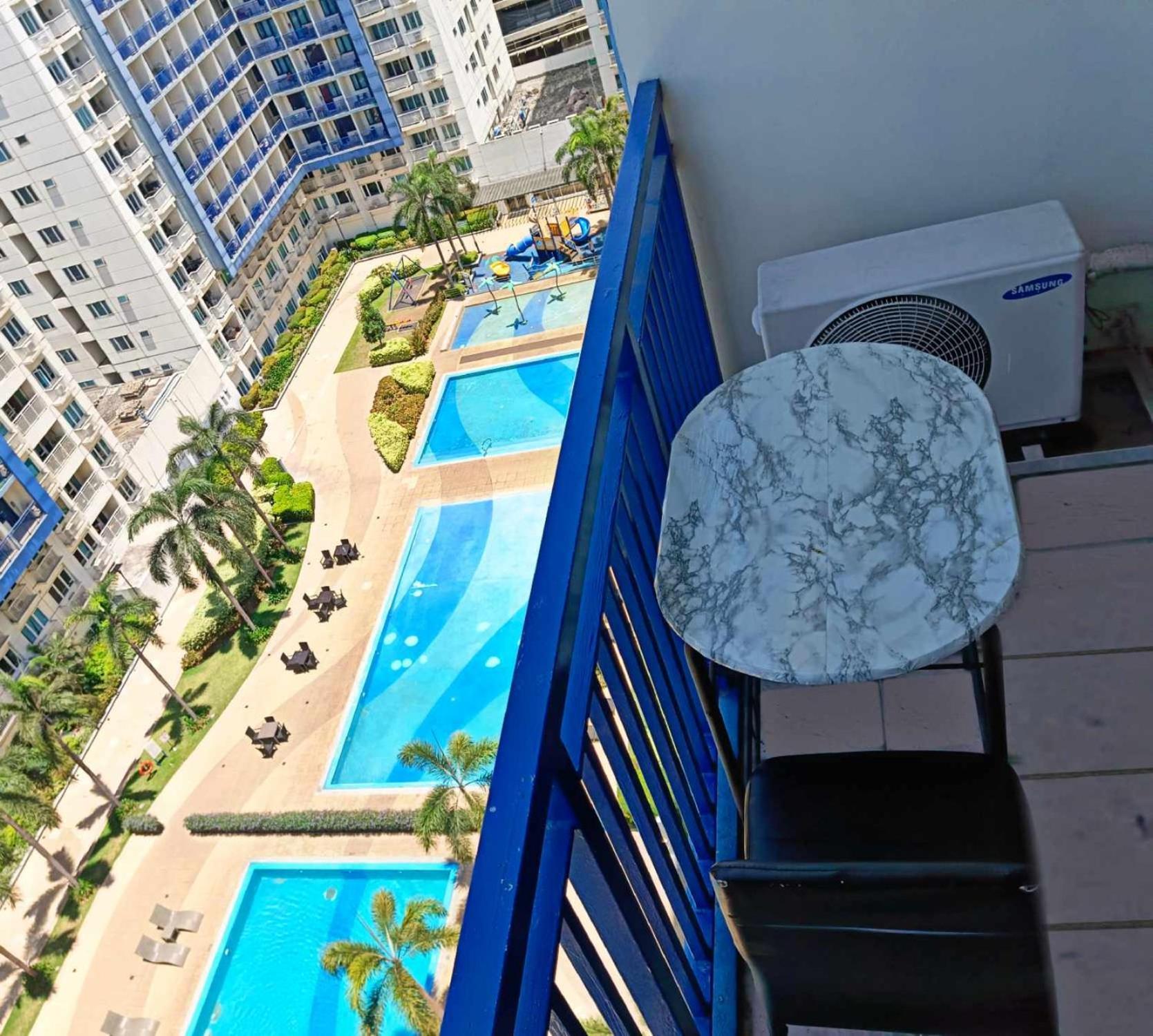 Sea Residences Moa - Karla * Manila