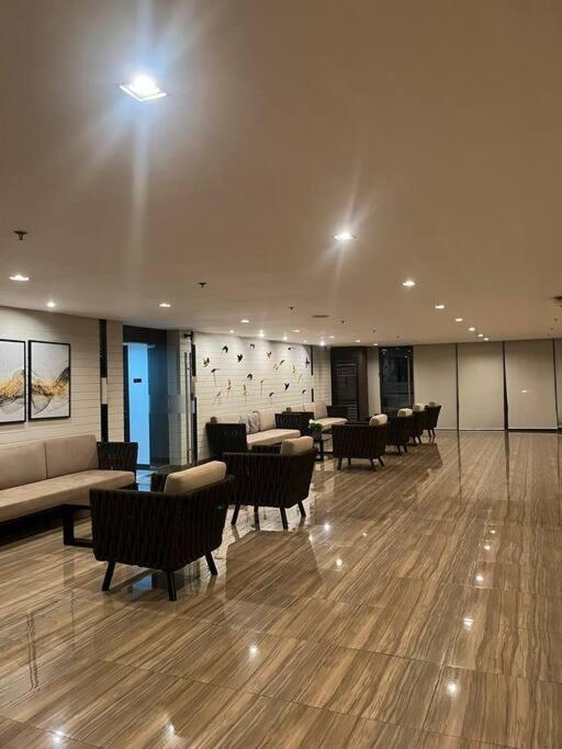 Apartment Sun And Moon D'wood Air Residences Makati Manila
