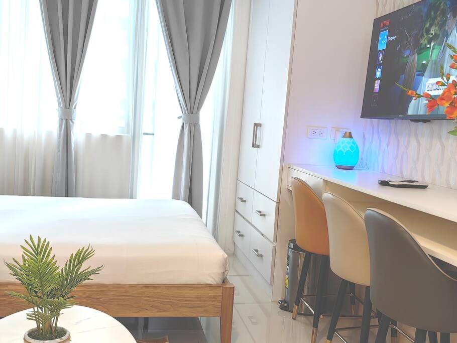 Apartment Fame Residences Mandaluyong Our