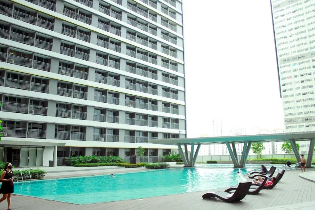 Apartment Fame Residences Mandaluyong Our *