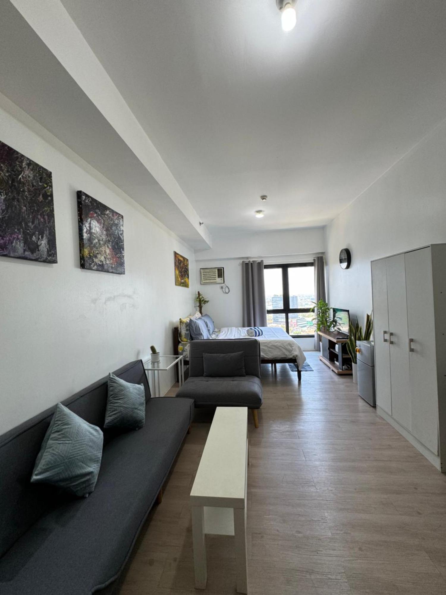 Vinia Infinity 1 Near Malls With Wifi And Netflix * Manila
