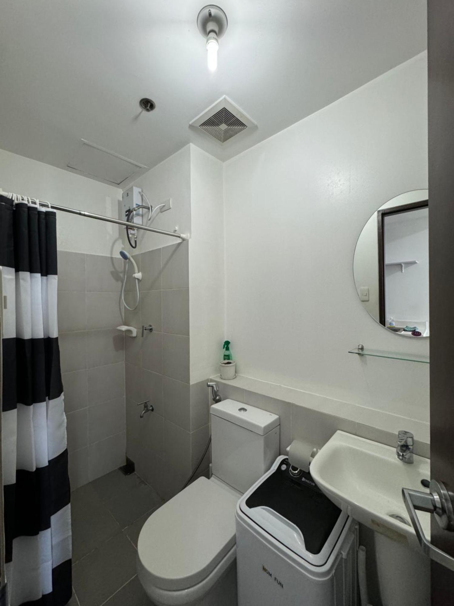 Apartment Vinia Infinity 1 Near Malls With Wifi And Netflix *