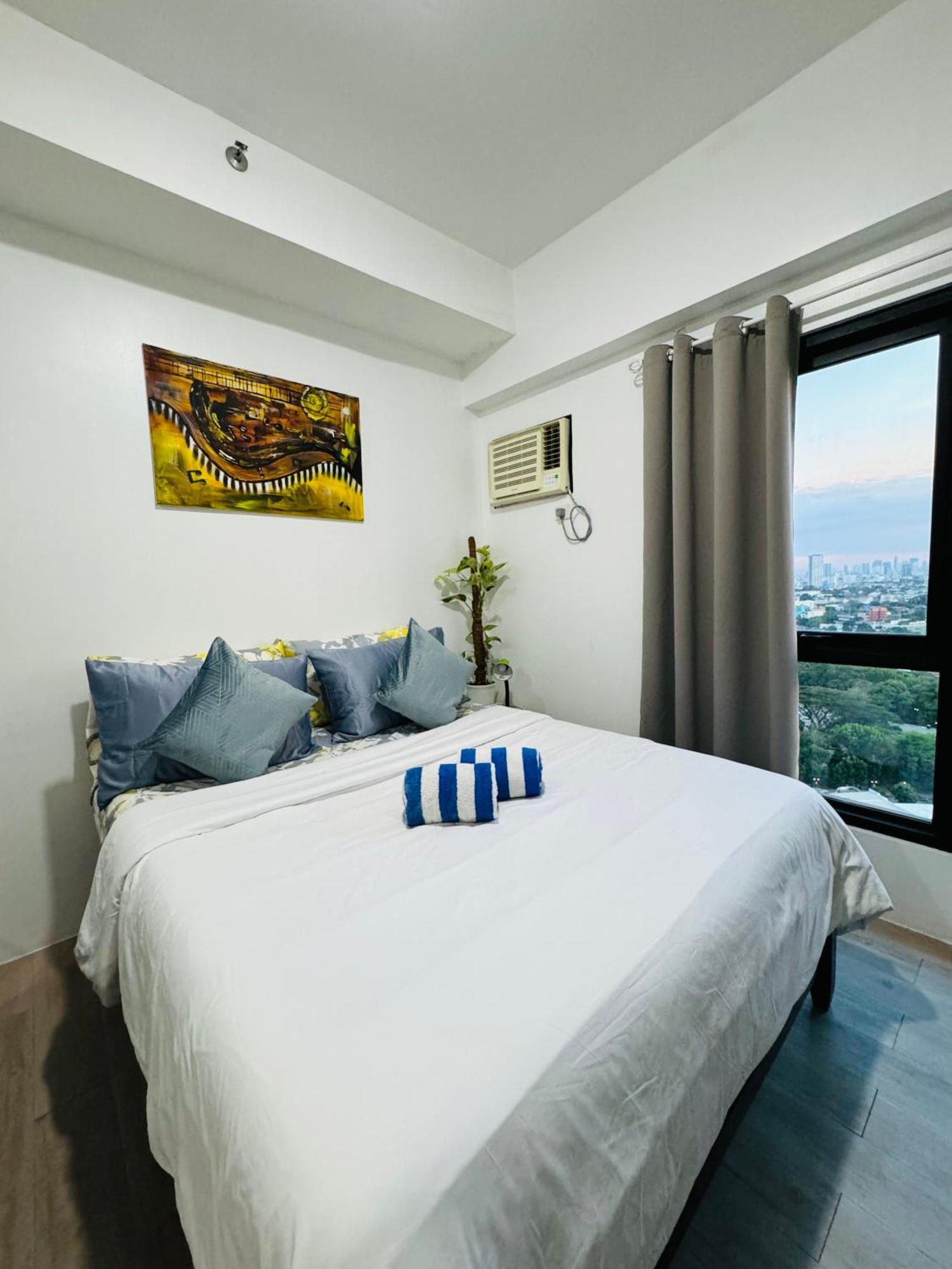 Vinia Infinity 1 Near Malls With Wifi And Netflix Manila