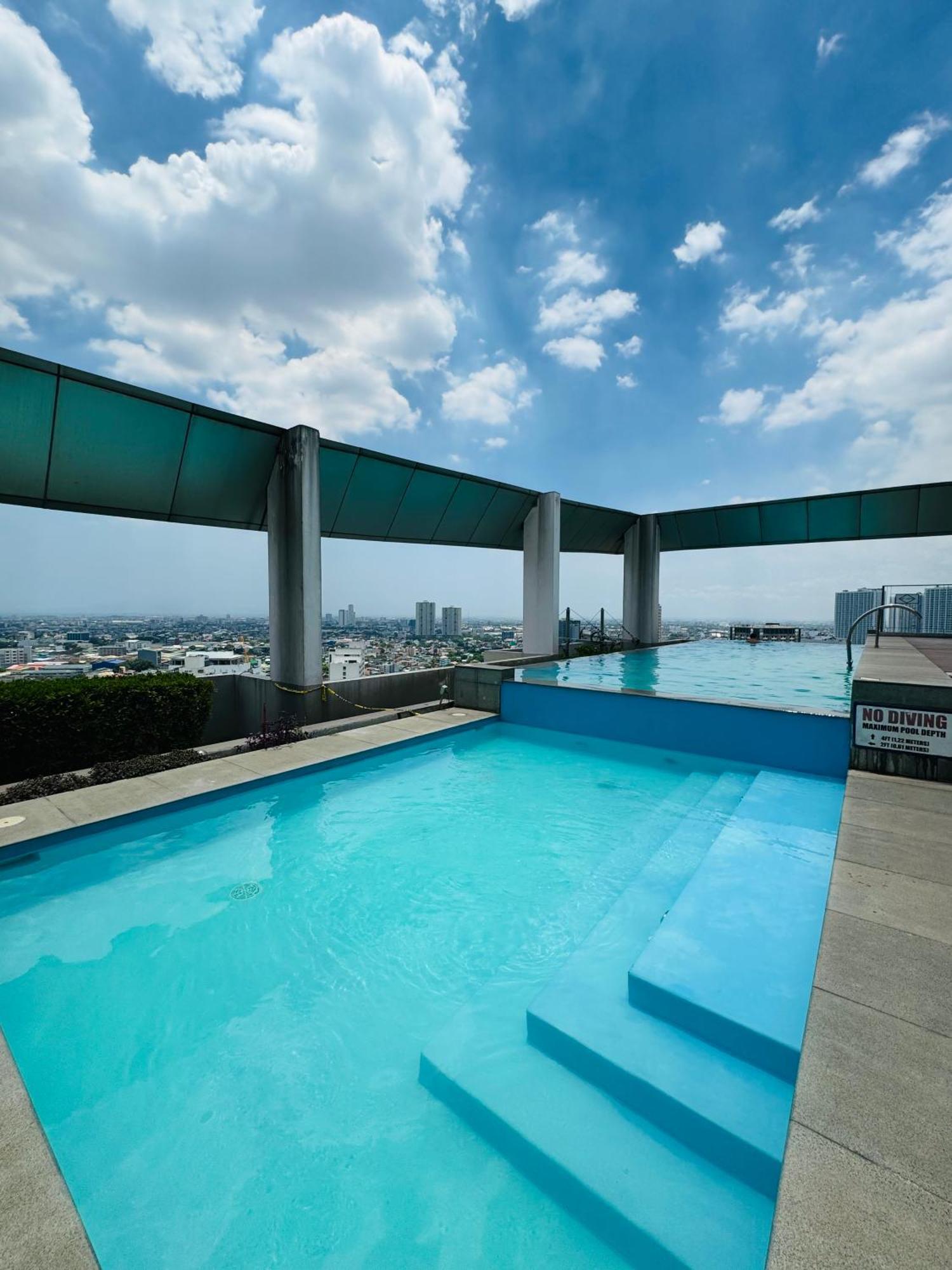 Vinia Infinity 1 Near Malls With Wifi And Netflix Manila