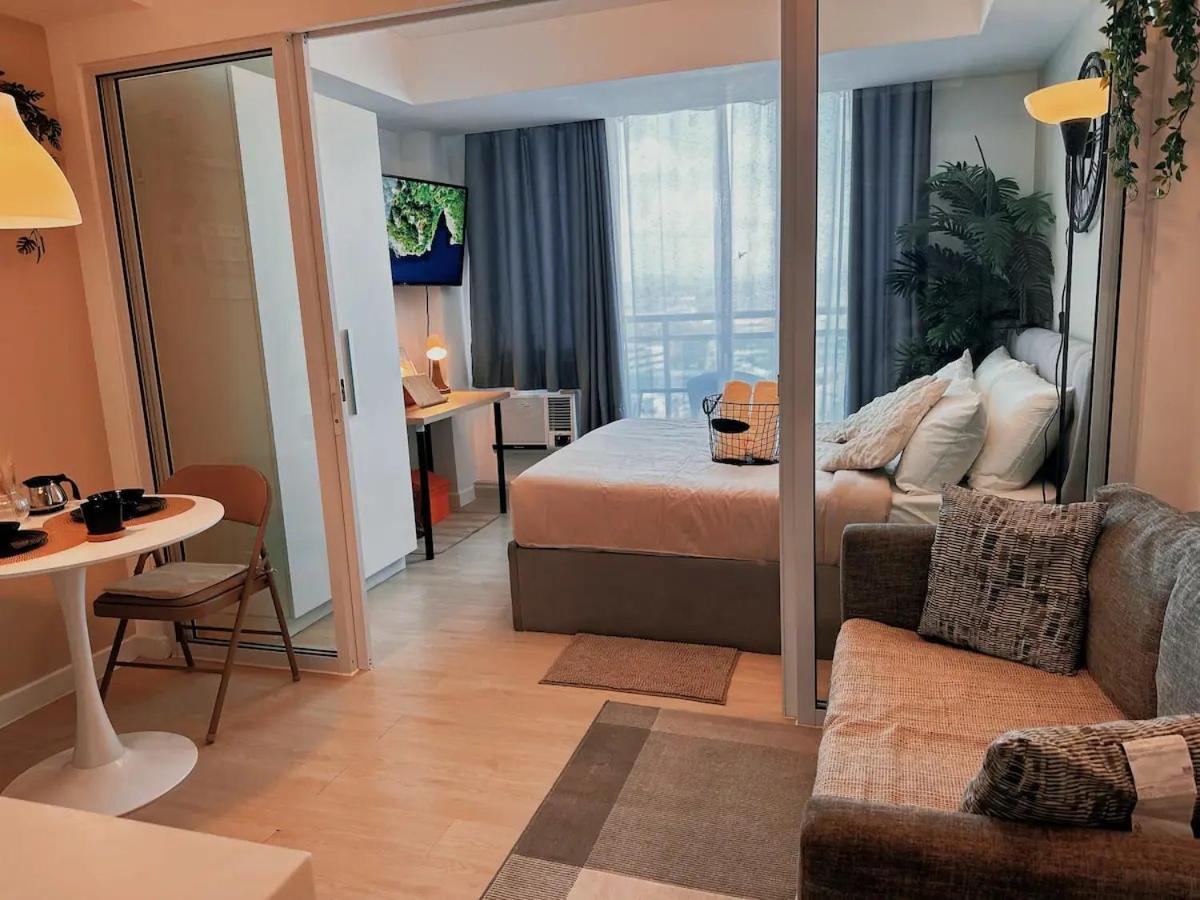 Azure Beach Residences By Andre Apartment *