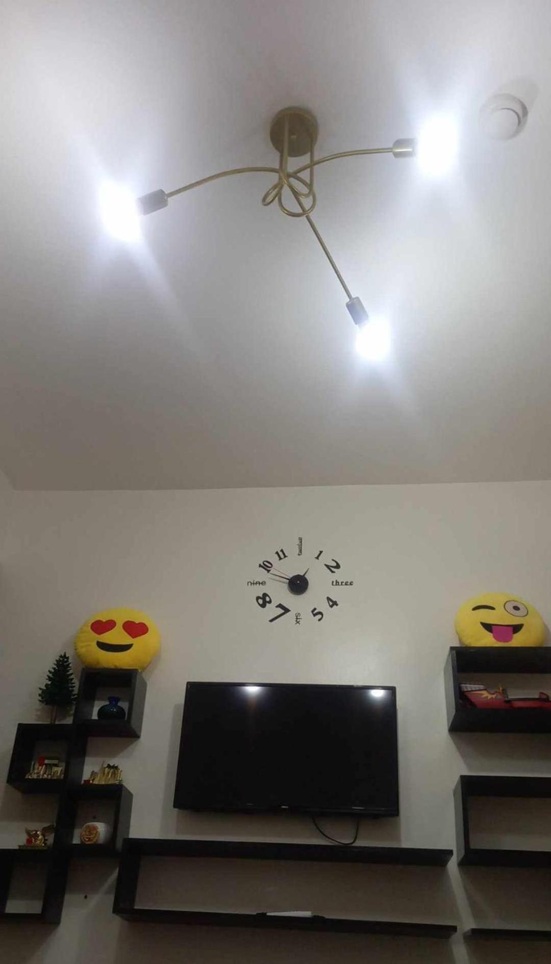 Trees Residences 1 Bedroom With Netflix And Bluetootth Karaoke Speaker With 2 Mini Microphone Apartment Manila