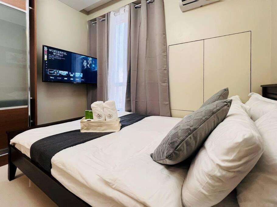 1br Condotel At Sunshine100 Plaza - 28f #ss04 Manila