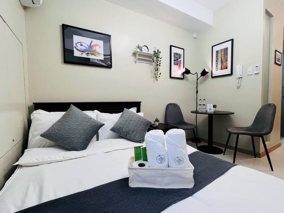1br Condotel At Sunshine100 Plaza - 28f #ss04 Apartment Manila