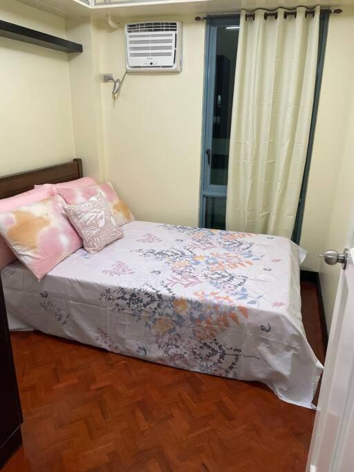 2br Fully Airconditioned With Balcony & Free Parking At Tivoli Apartment *