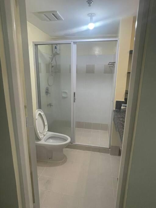 2br Fully Airconditioned With Balcony & Free Parking At Tivoli Apartment Manila