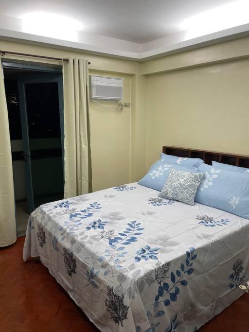 Apartment 2br Fully Airconditioned With Balcony & Free Parking At Tivoli