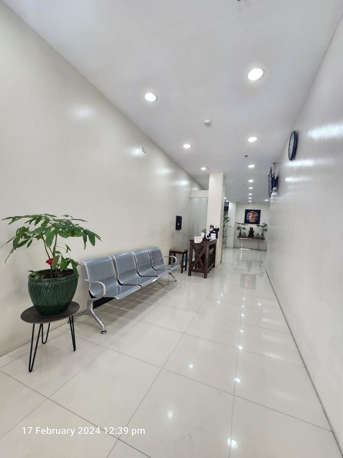 Vlcc Building Apartment Manila