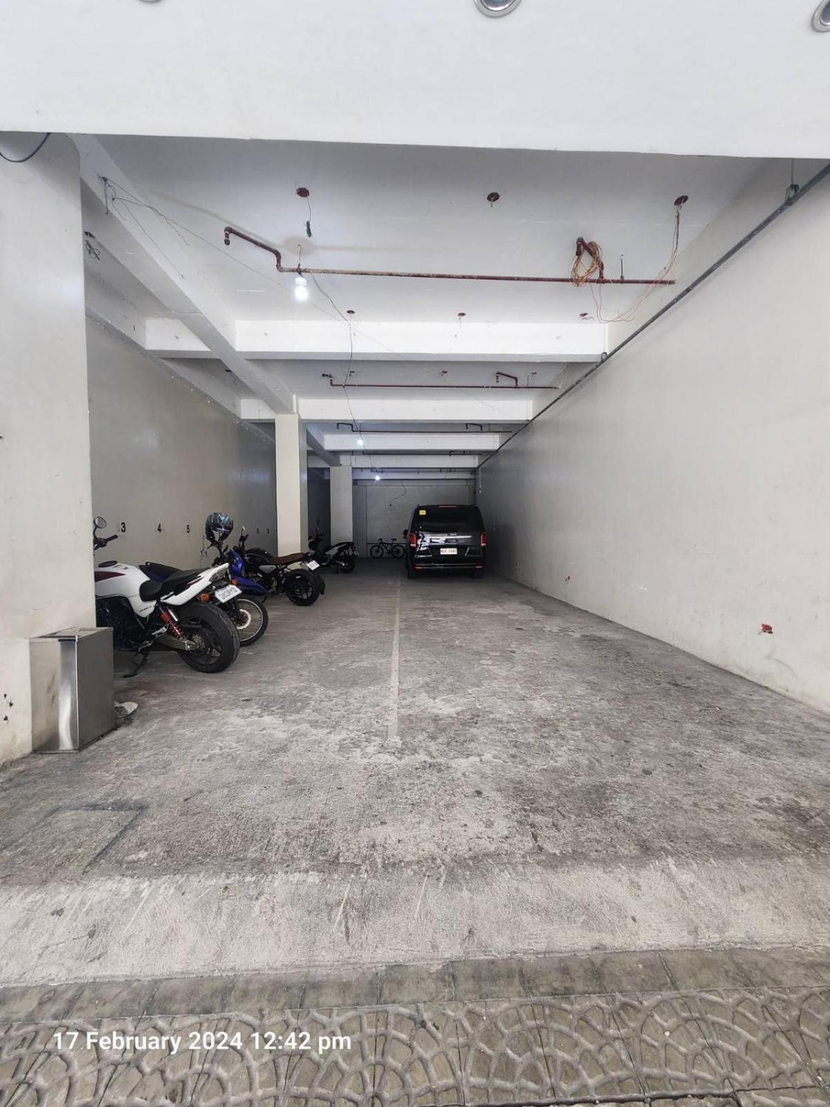 Apartment Vlcc Building