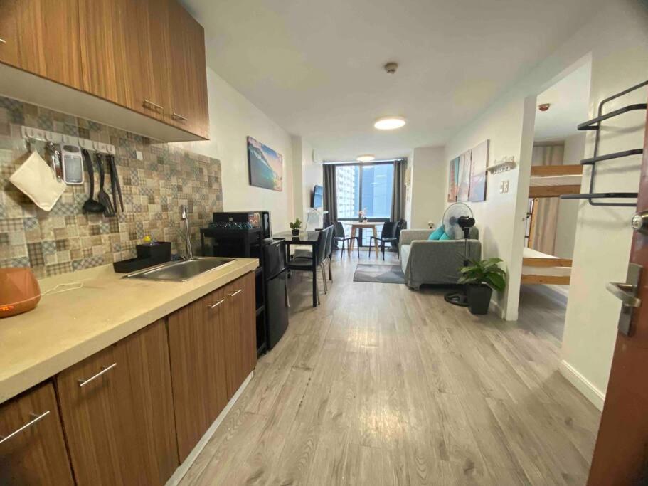 41sqm 1br In Center Of Ortigas Center Apartment