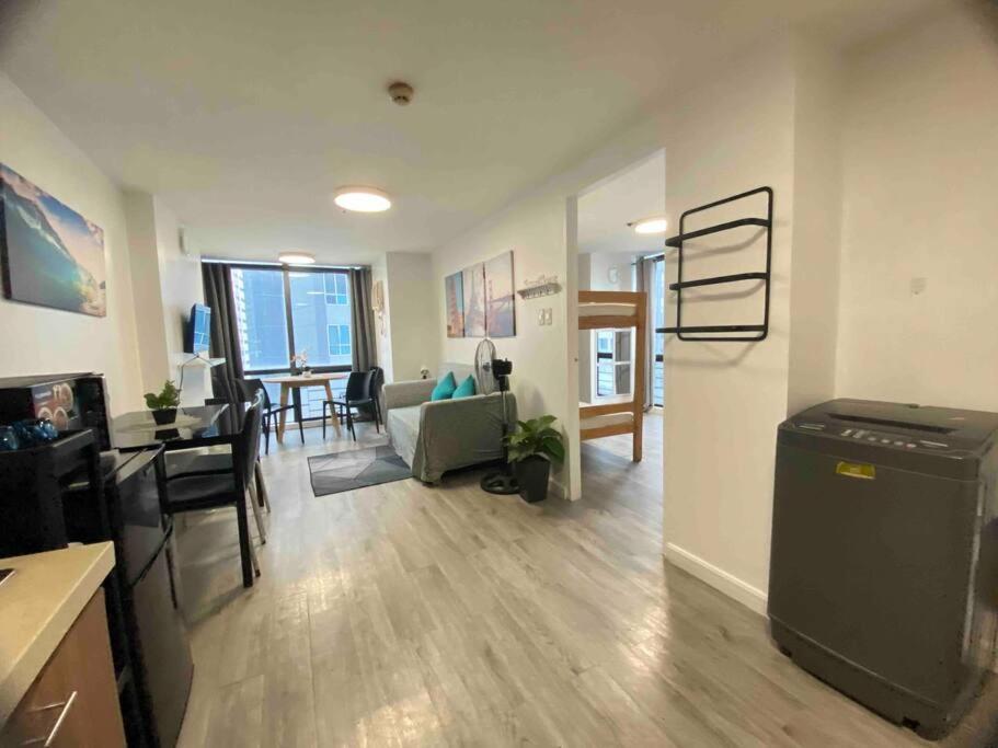41sqm 1br In Center Of Ortigas Center Apartment Manila